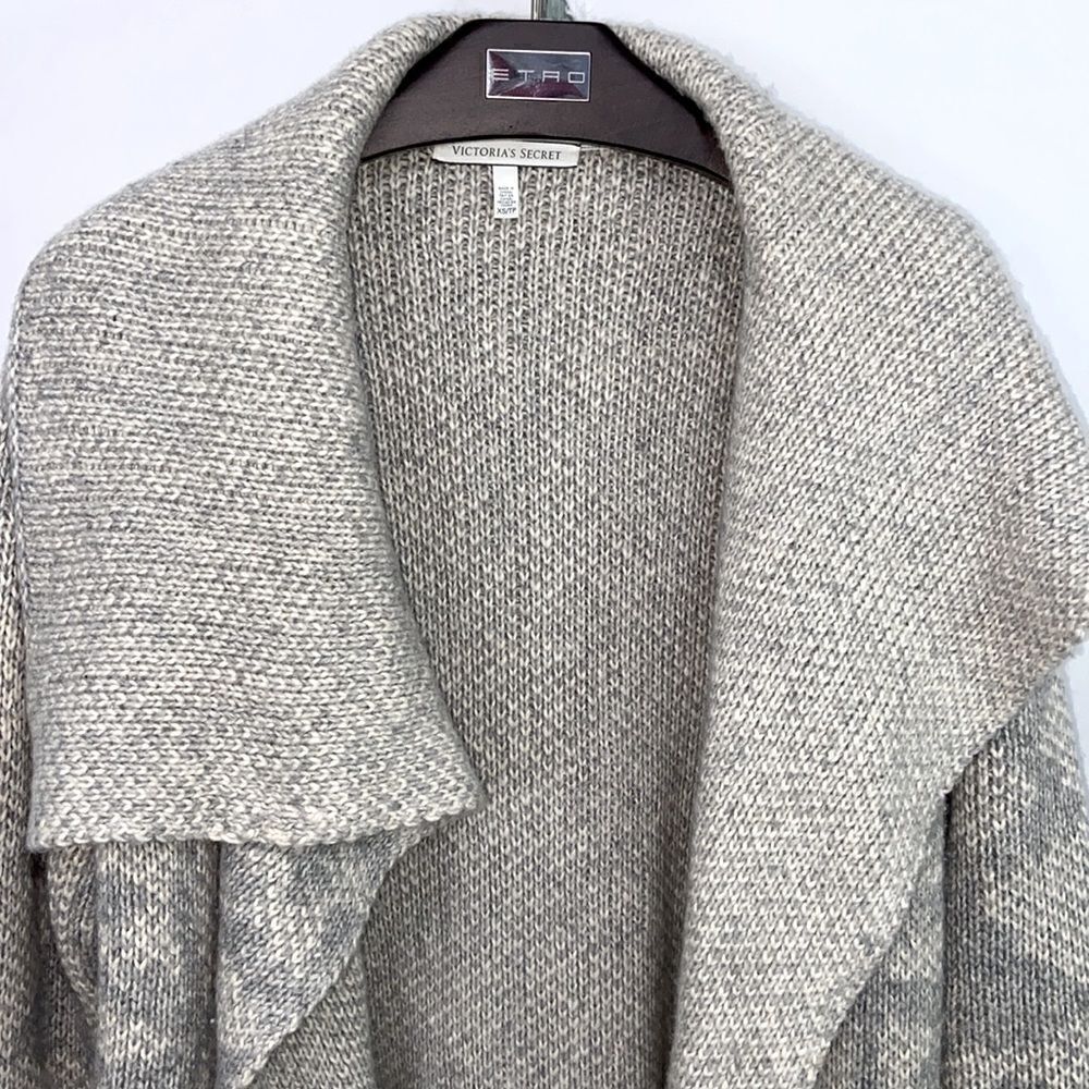 Victoria’s Secret Long Marled Sweater Gray Blue Marled Knit Excellent Sm… - Picture 3 of 7
